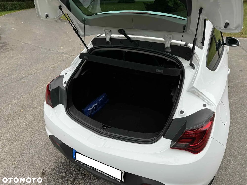 Opel Astra IV GTC 1.4 T Sport - 8