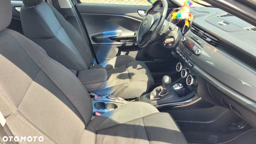 Alfa Romeo Giulietta 1.4 TB MultiAir Distinctive TCT - 13