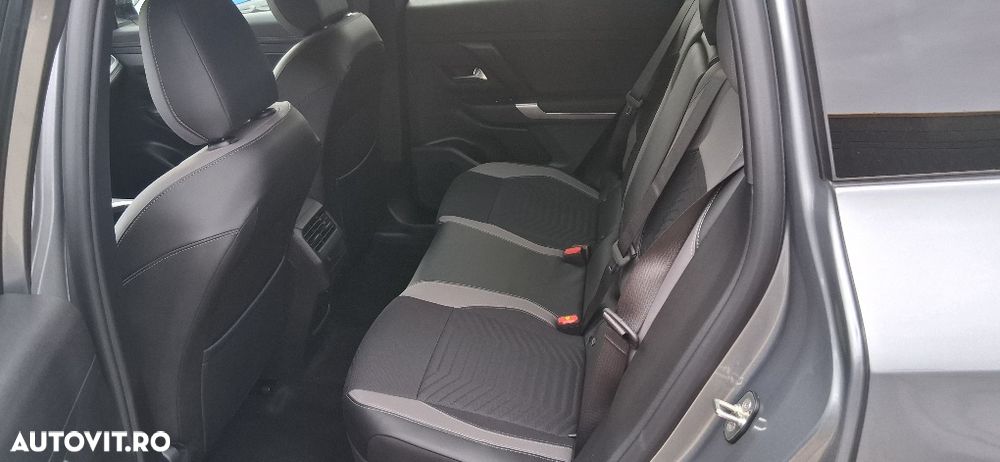 Jeep Compass 1.2 e-Hybrid DCT6 First Edition - 10