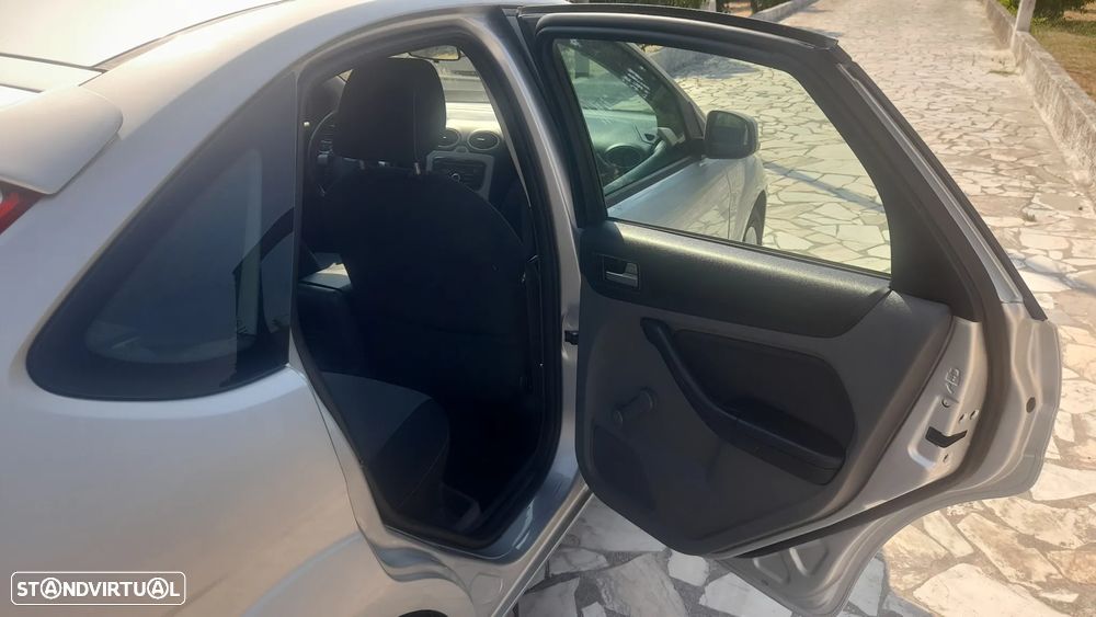 Ford Focus 1.6 TDCi Trend - 30