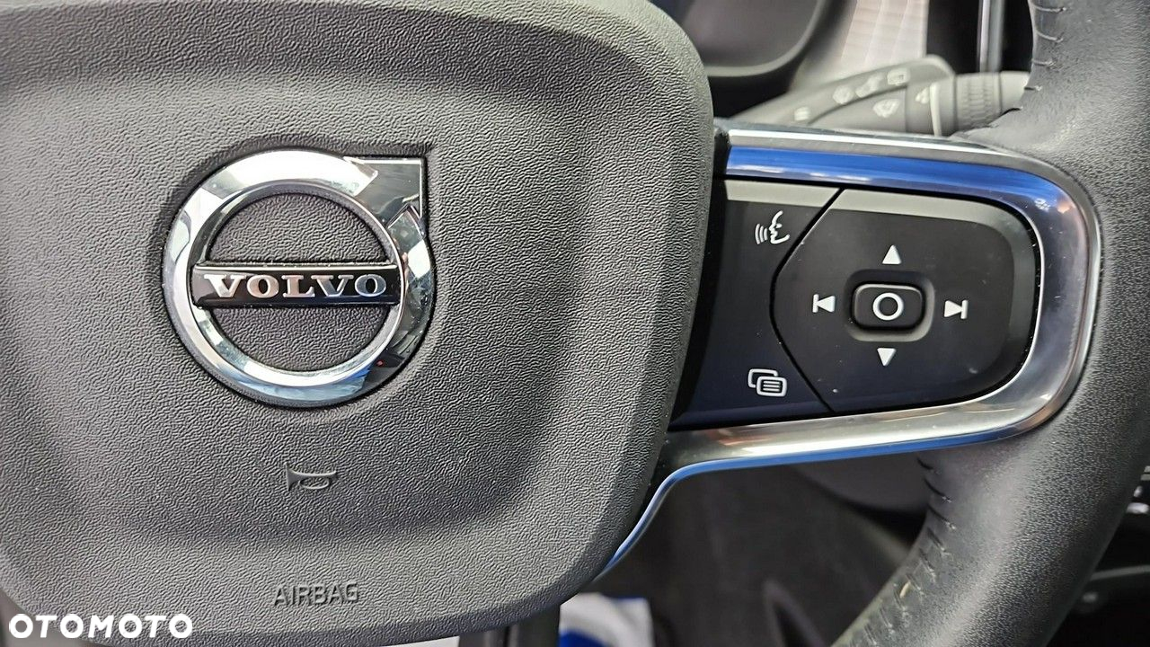 Volvo XC 40 - 15