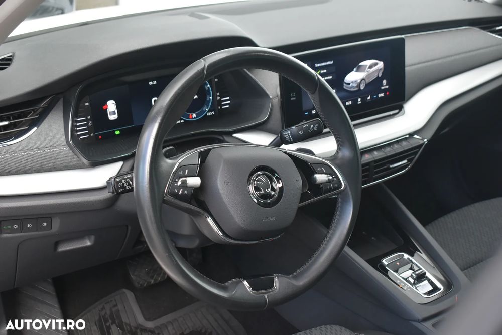 Skoda Octavia 2.0 TDI DSG Style - 12