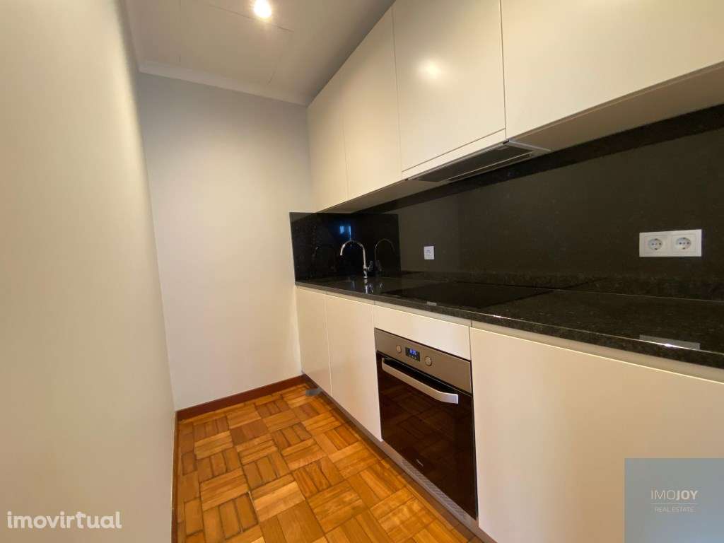 Fantástico Apartamento T1 para Arrendamento sobre o Douro - Grande imagem: 4/23