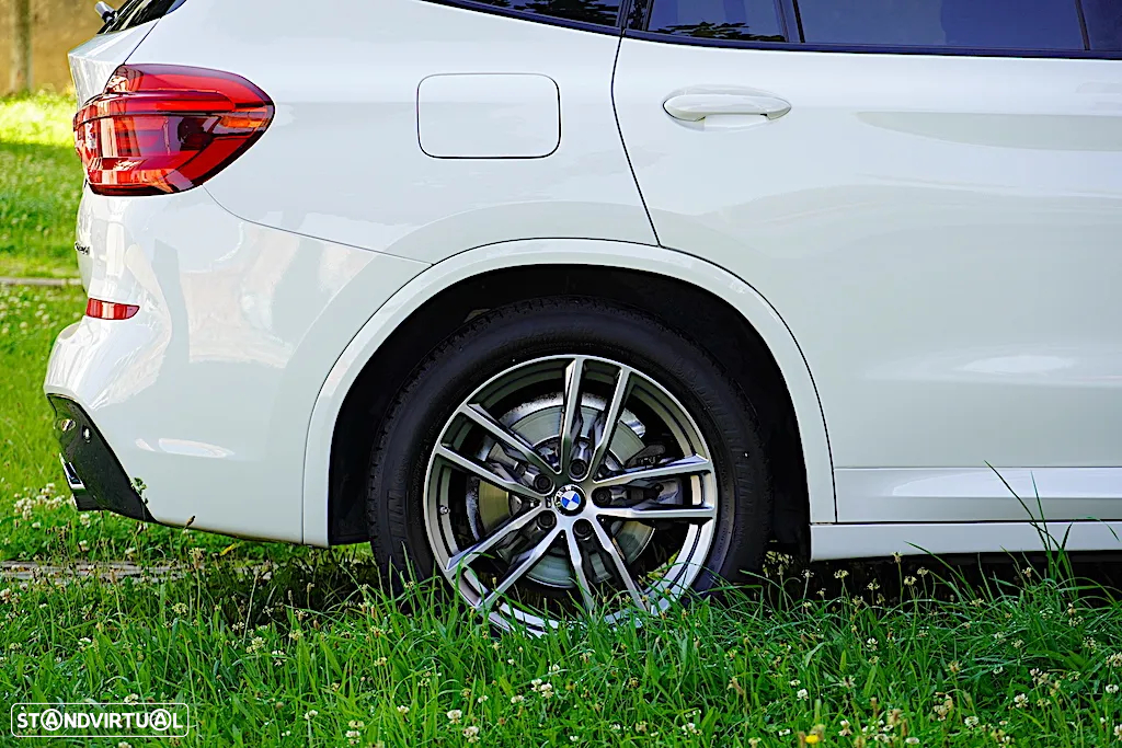 BMW X3 20 d xDrive Pack M - 12