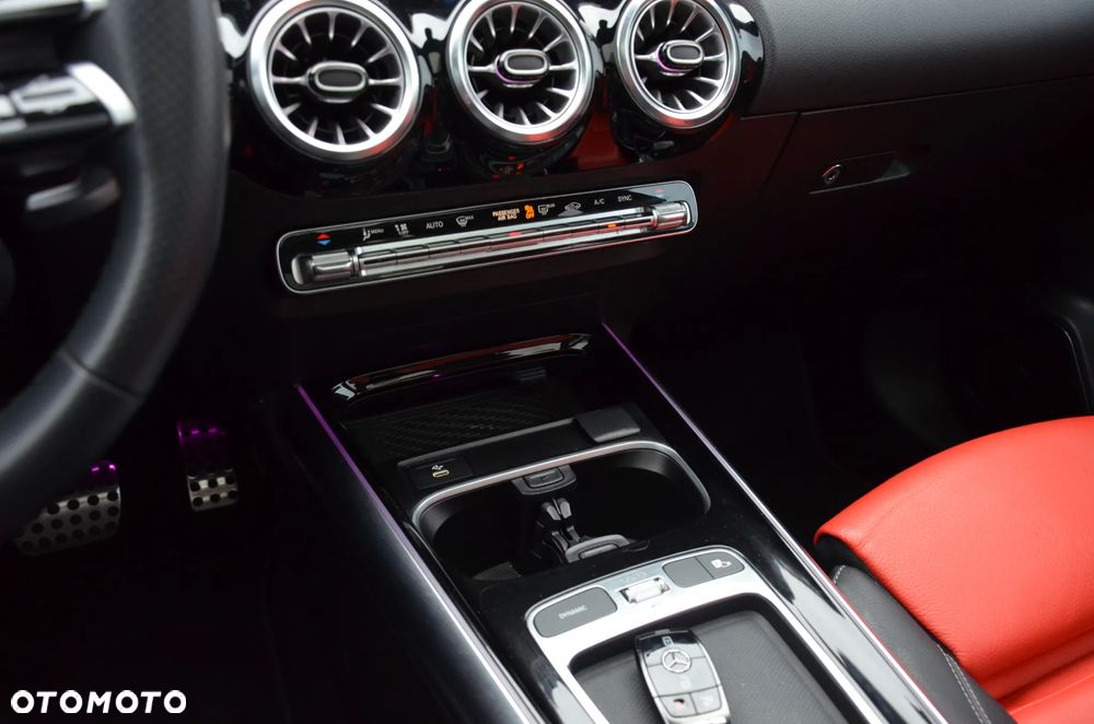 Mercedes-Benz GLA AMG 35 4-Matic - 26