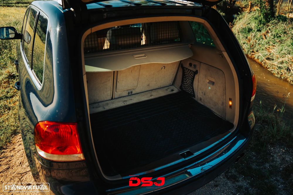 VW Touareg 5.0 V10 TDI Auto - 10