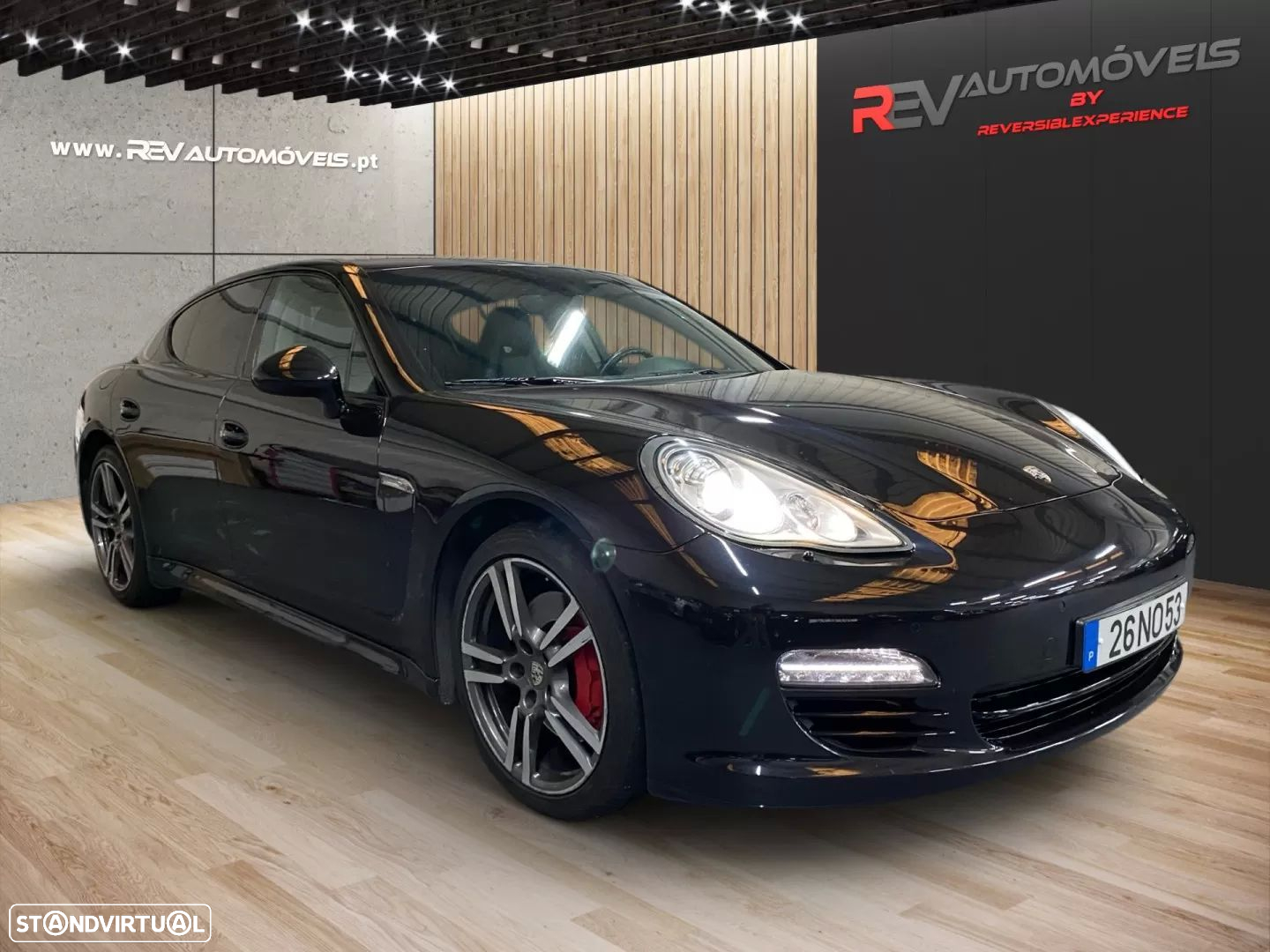 Porsche Panamera Platinum Edition - 2