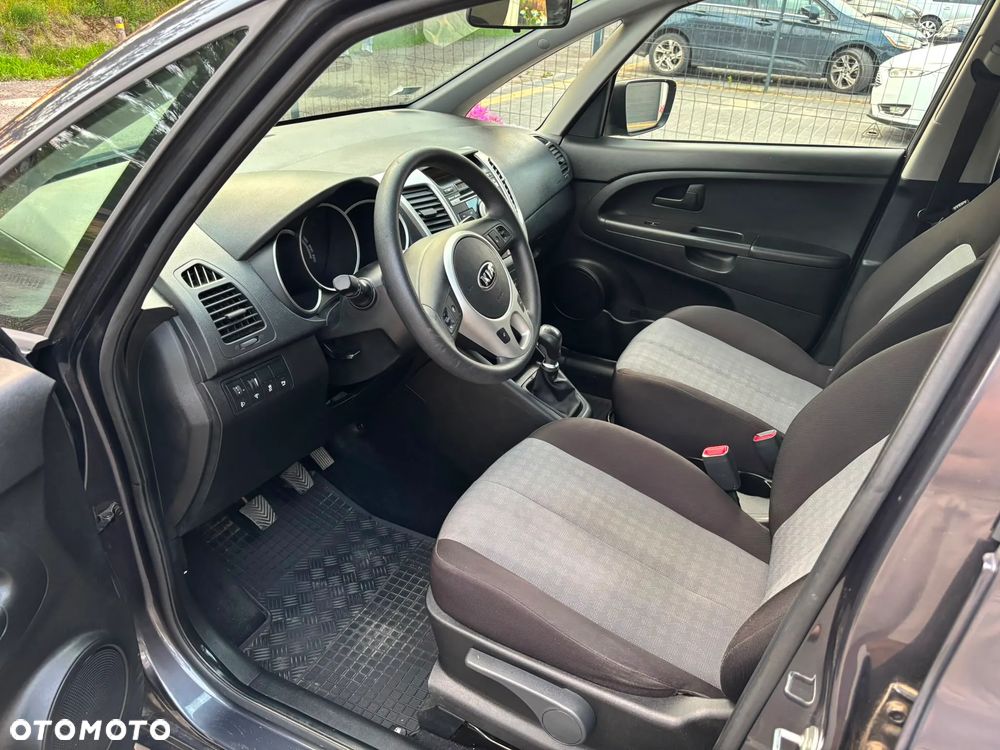 Kia Venga 1.4 M - 5
