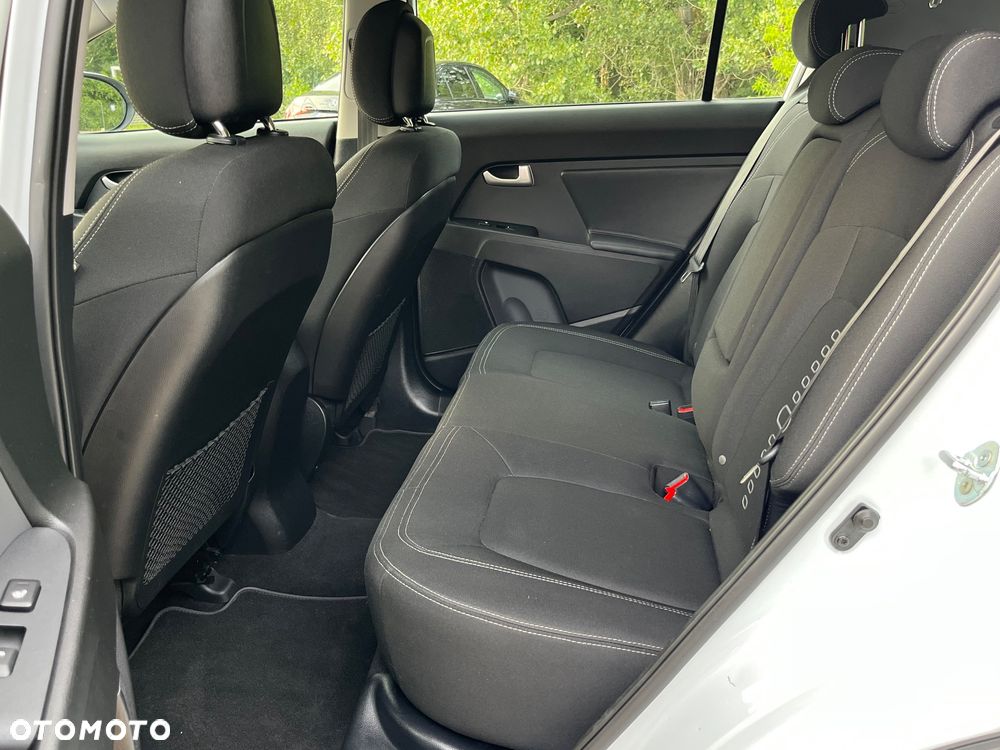Kia Sportage 2,0 CRDI AWD Vision - 12