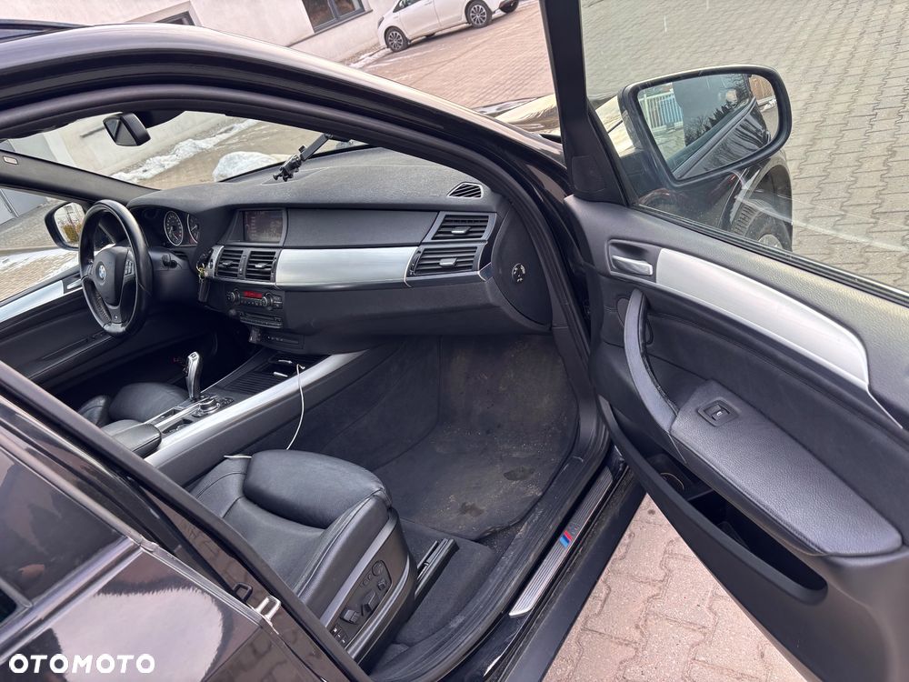 BMW X5 xDrive50i - 8