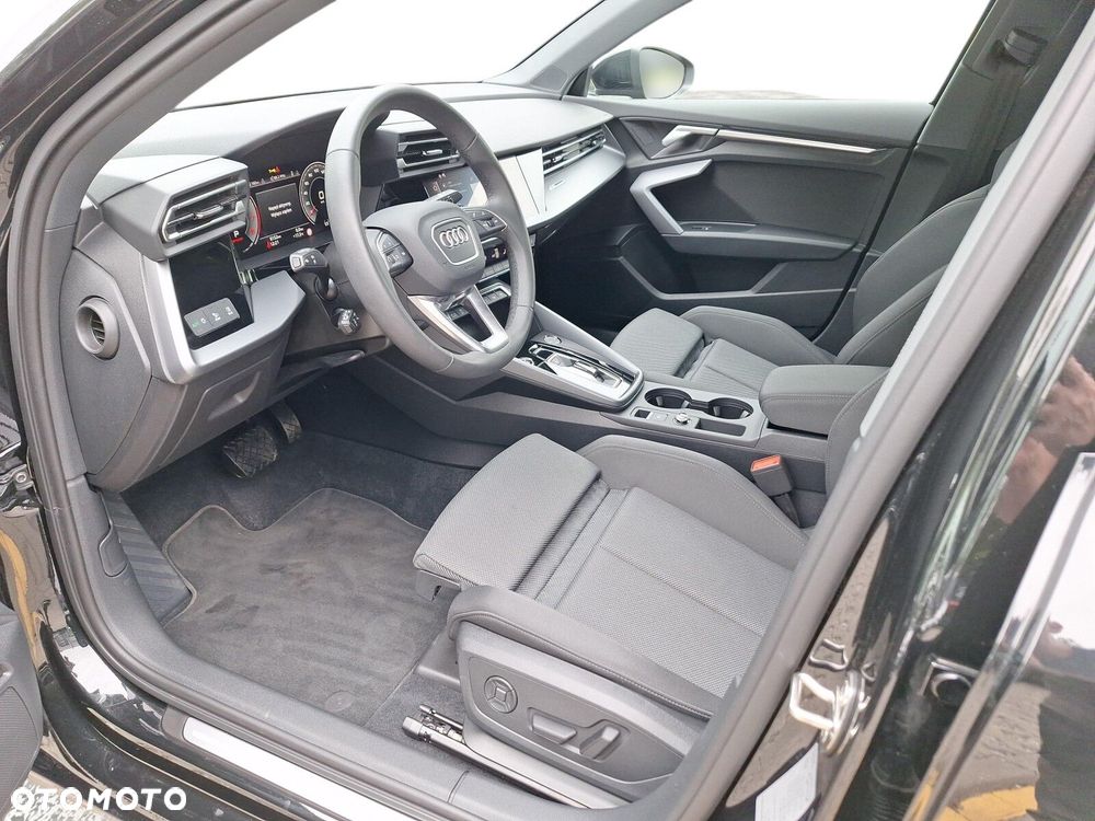 Audi A3 Limousine 35 TFSI mHEV Advanced S tronic - 12