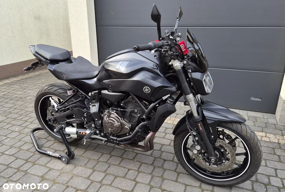 Yamaha MT - 3