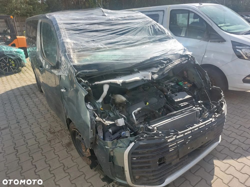 Toyota Proace Verso - 24