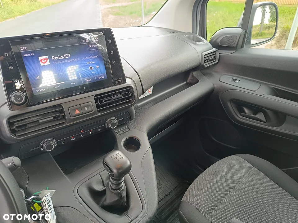 Toyota Proace City 1.5 D-4D Long 2,3t Active (bryg.) - 27