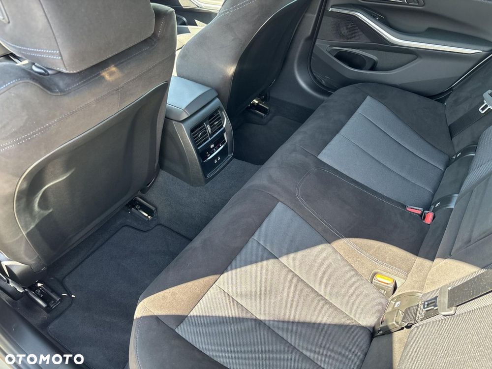 BMW Seria 3 - 14