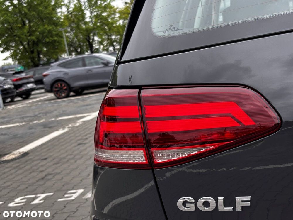 Volkswagen Golf 1.5 TSI BMT Trendline - 11
