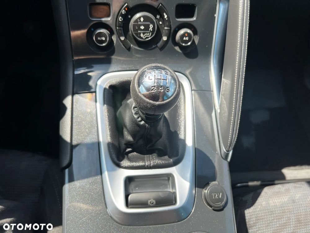 Peugeot 3008 - 26