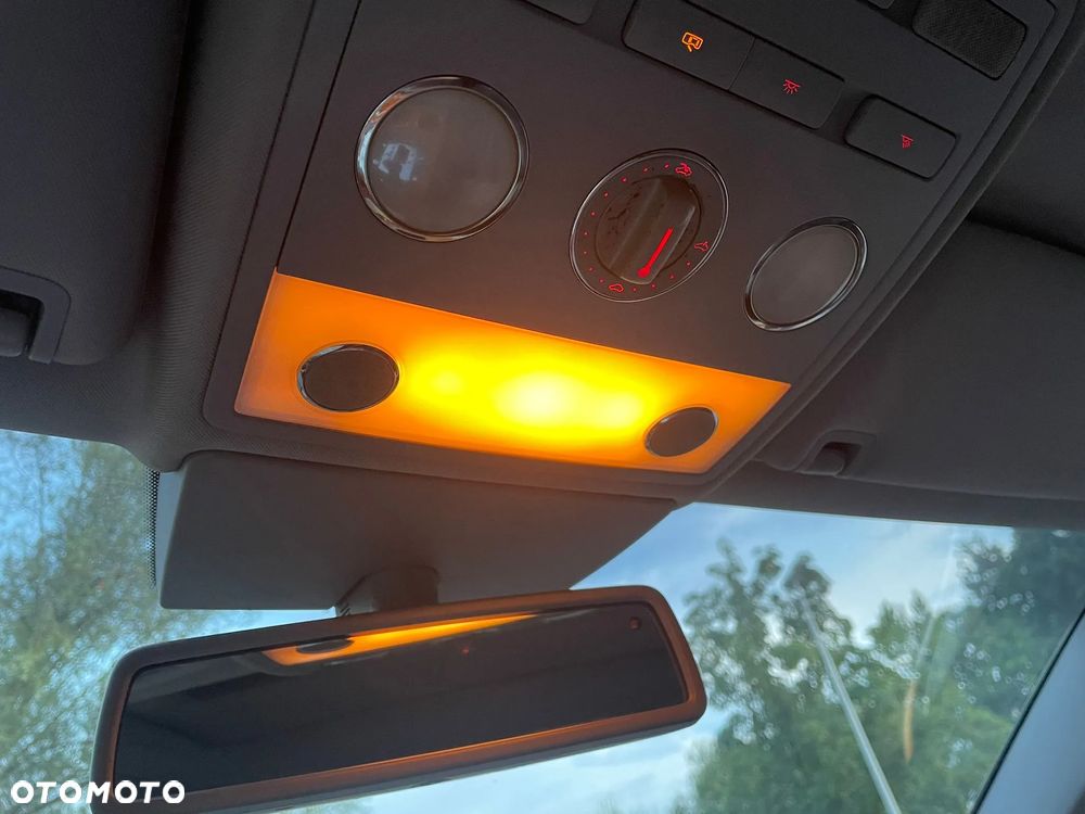 Volkswagen Phaeton 5.0 V10 TDI 4M (5 os) - 15