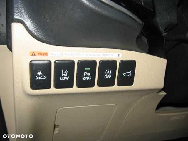 Mitsubishi Outlander 2.0 Intense + SDA 4WD CVT - 34