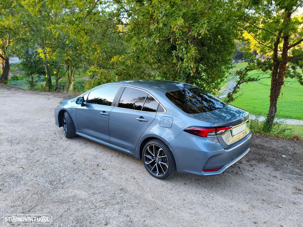 Toyota Corolla SD 1.8 Hybrid Luxury - 23