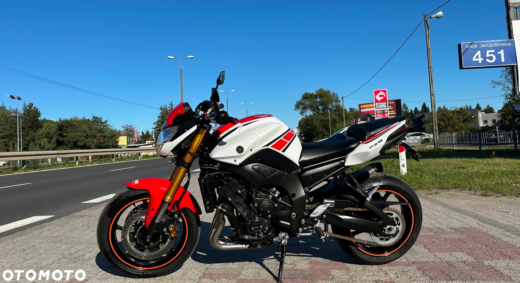 Yamaha FZ8 - 2