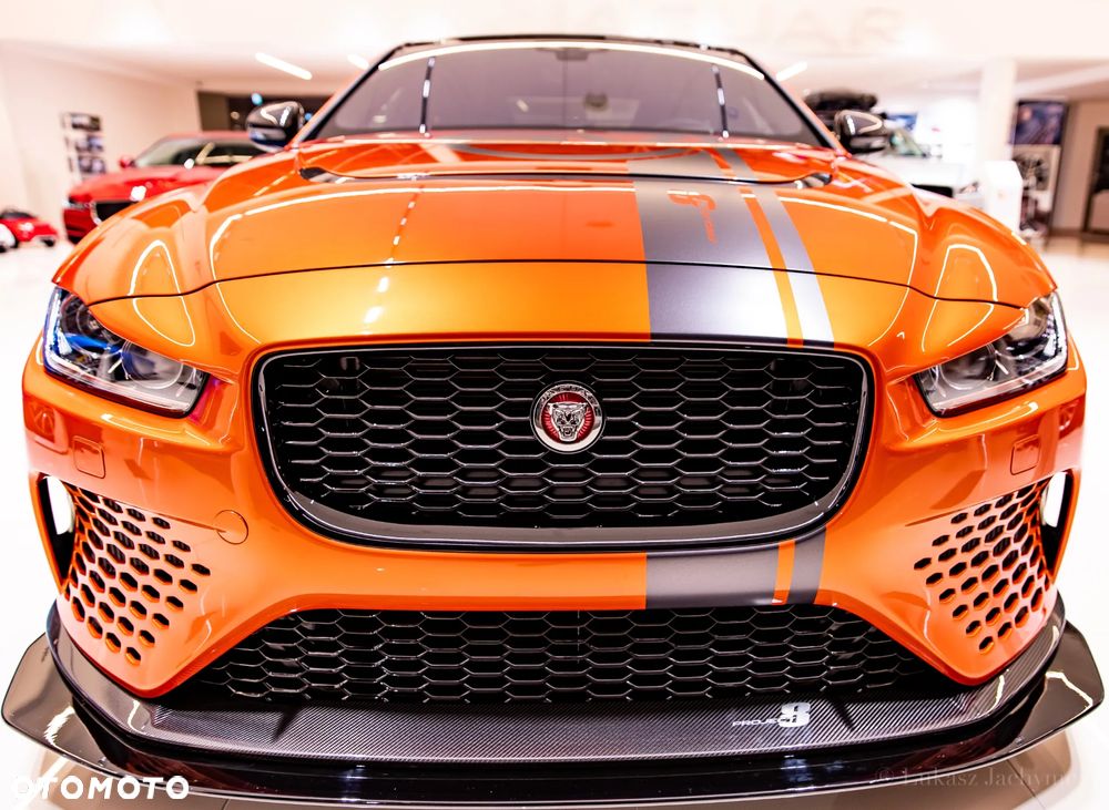 Jaguar XE S - 2