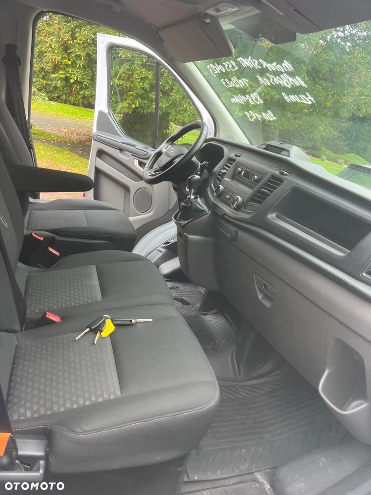 Ford Transit Custom - 10