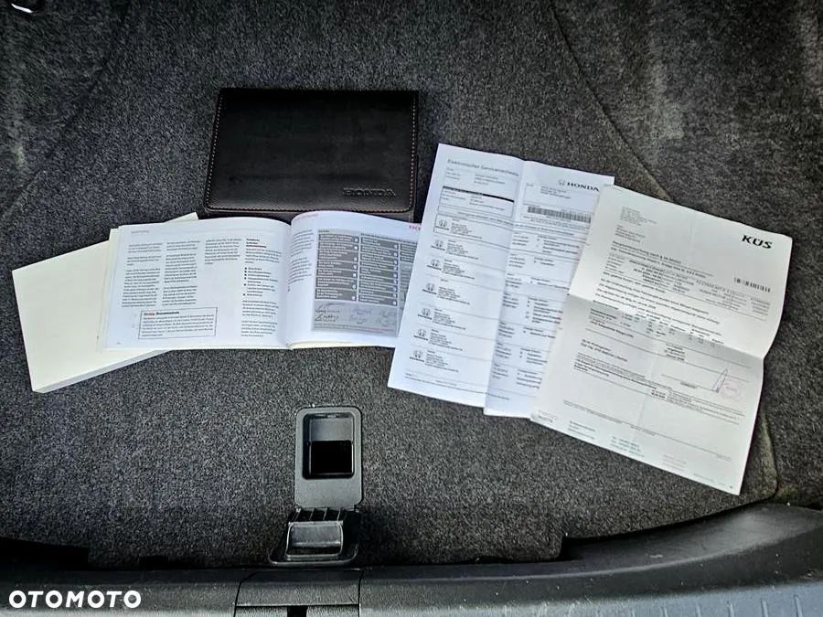 Honda Accord 2.0 Executive - 21