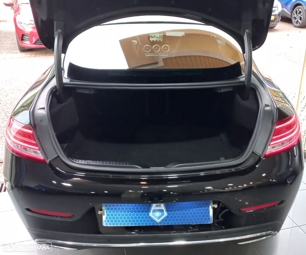 Mercedes-Benz C 220 d Coupe 9G-TRONIC AMG Line - 22