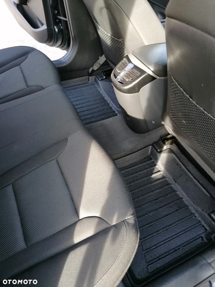 Hyundai i40 Kombi blue 1.7 CRDi Trend - 21