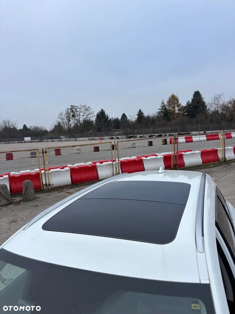 Renault Koleos 2.0 dCi Initiale Paris 4x4 X-Tronic - 9