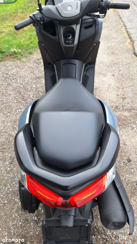 Yamaha NMAX - 4