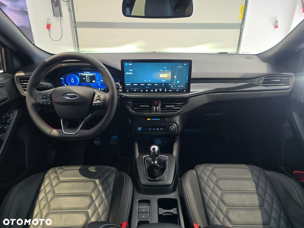 Ford Focus 1.0 EcoBoost mHEV ST-Line - 14