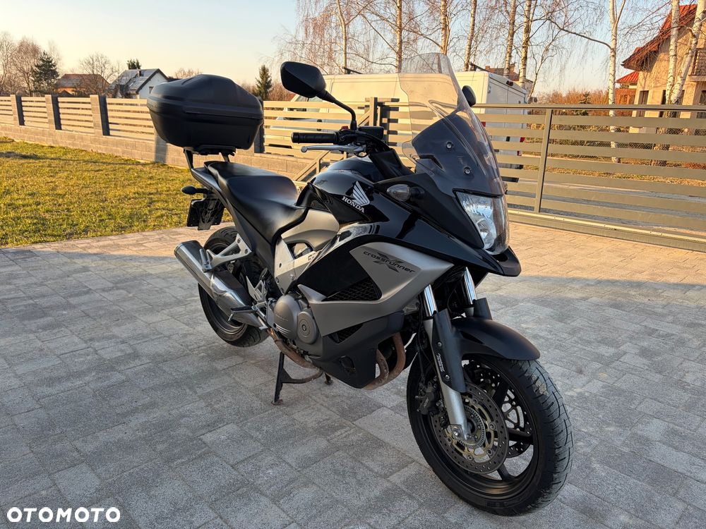 Honda VFR - 10