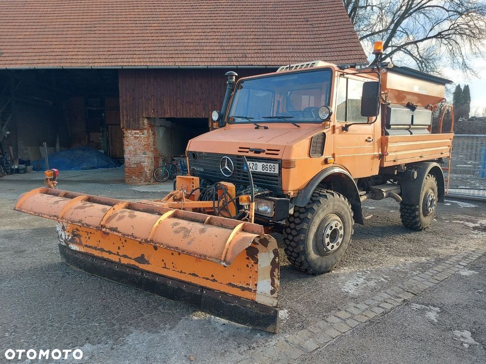 JAC Unimog U 1650 4X4 + Příslušenství - 1
