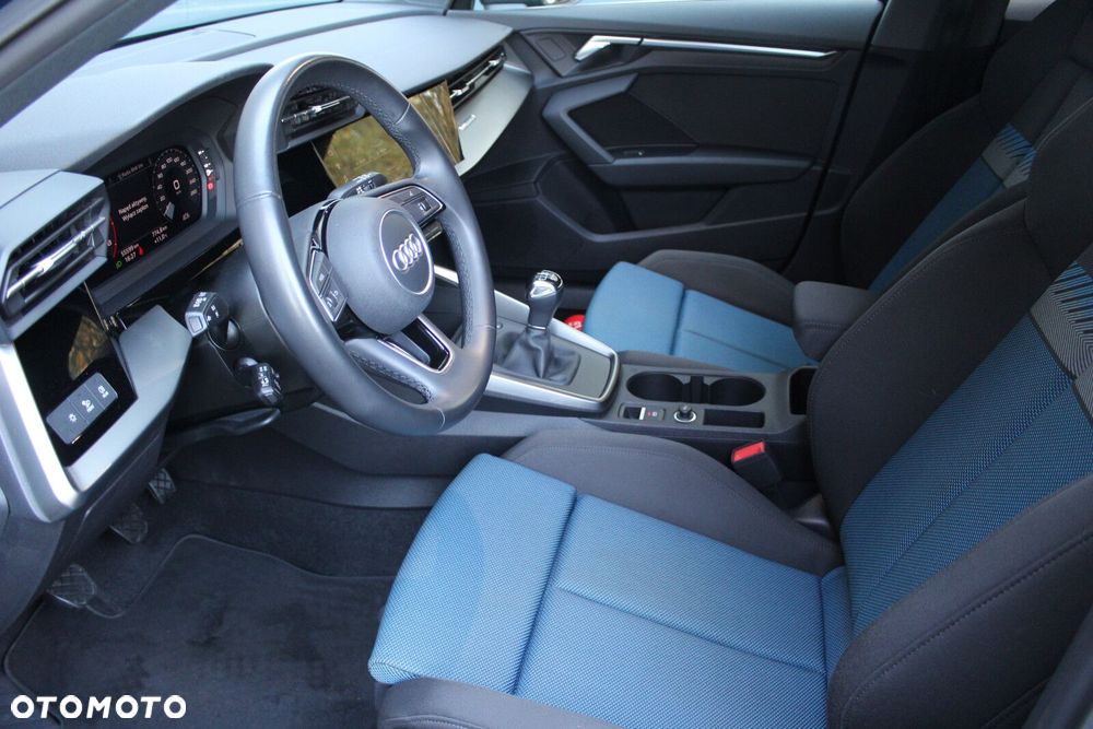 Audi A3 Sportback 30 TFSI - 11