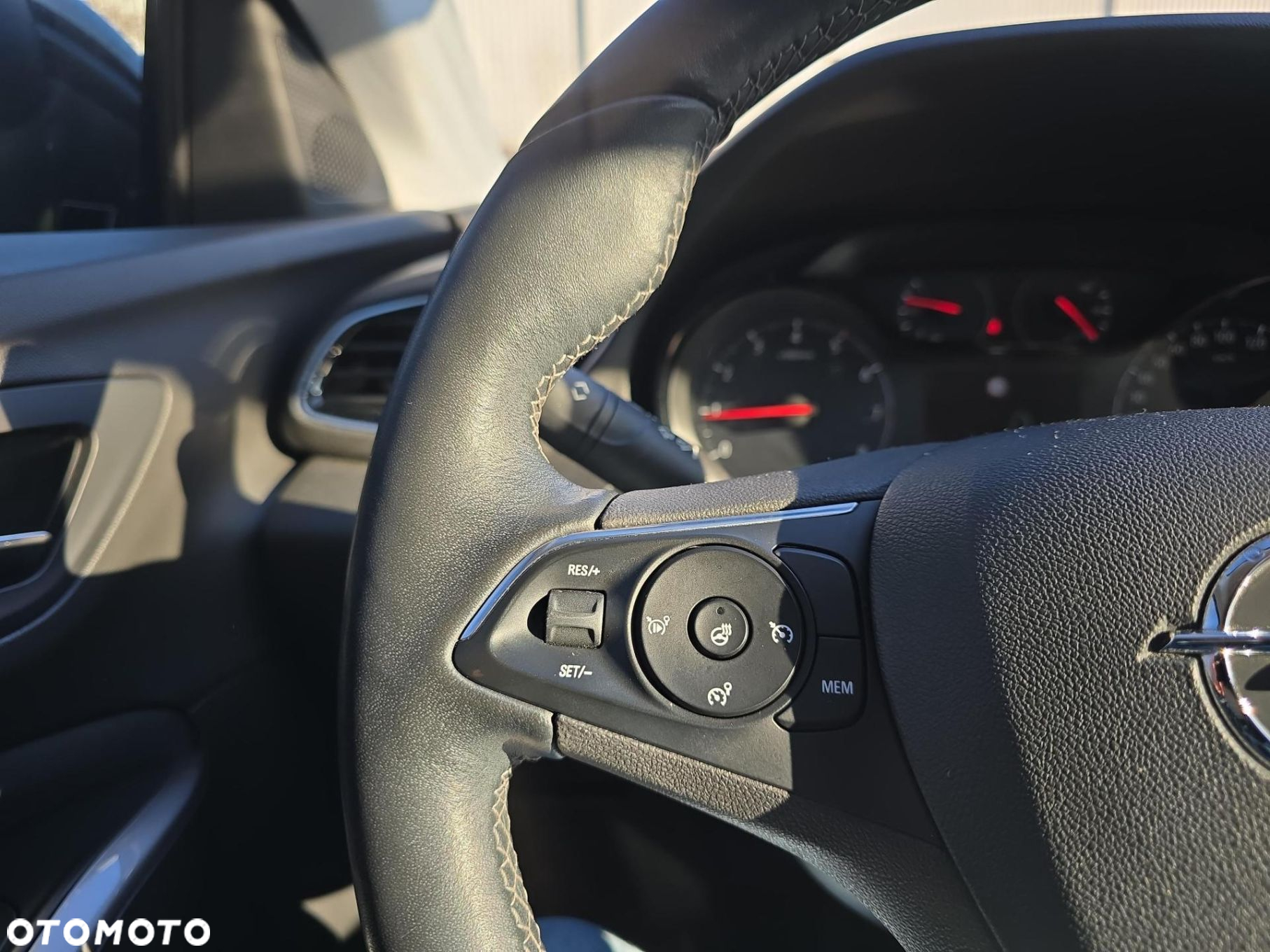 Opel Grandland X 1.2 T GPF Enjoy S&S - 20