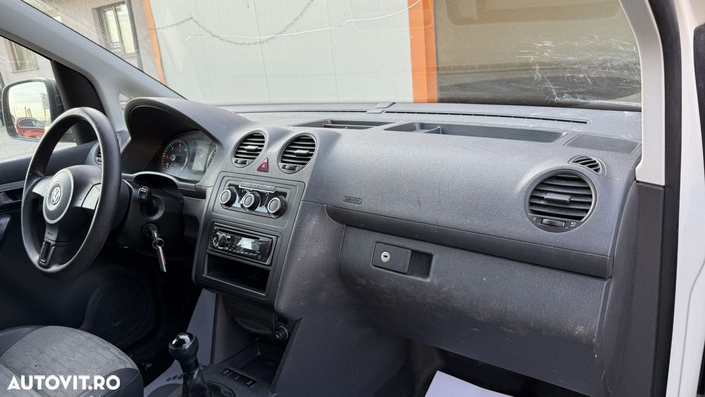 Volkswagen Caddy - 9