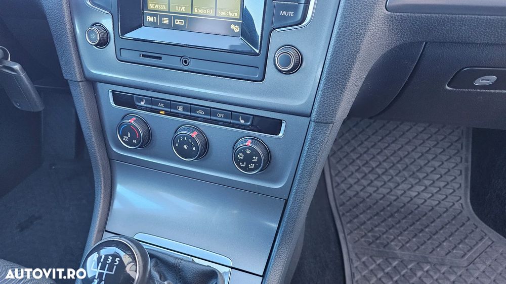 Volkswagen Golf 1.2 TSI BlueMotion Technology Comfortline - 11