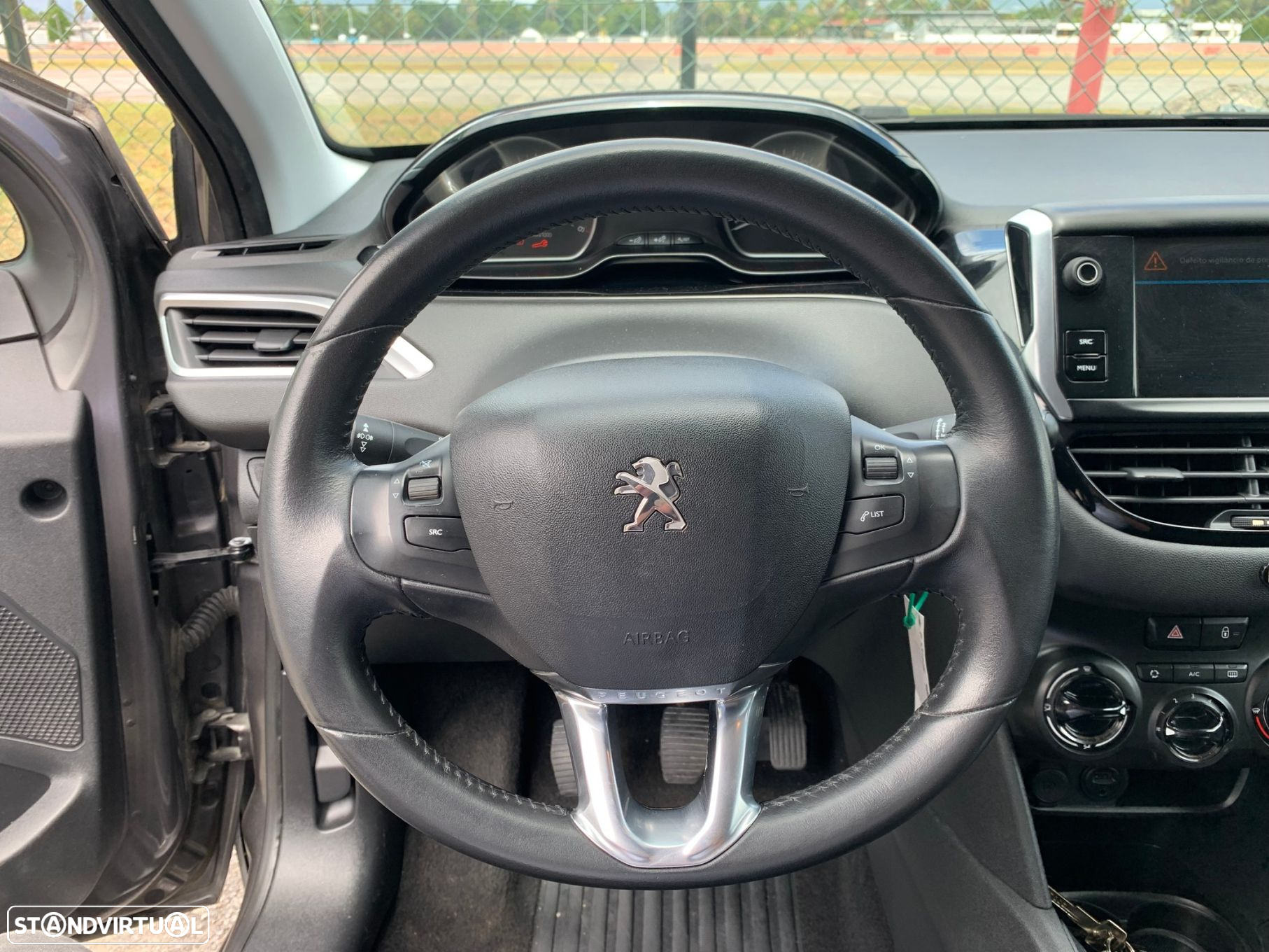 Peugeot 208 1.6 BlueHDi Allure - 20