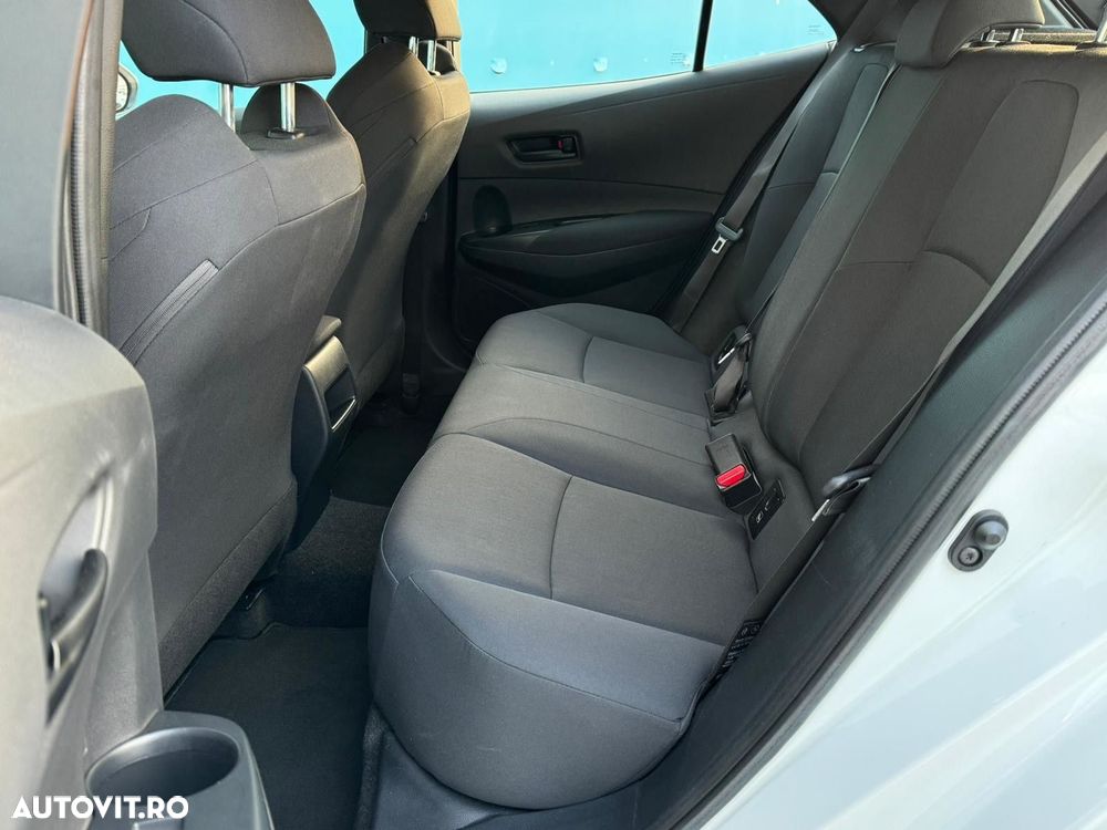 Toyota Corolla 1.8 HSD Eco - 12