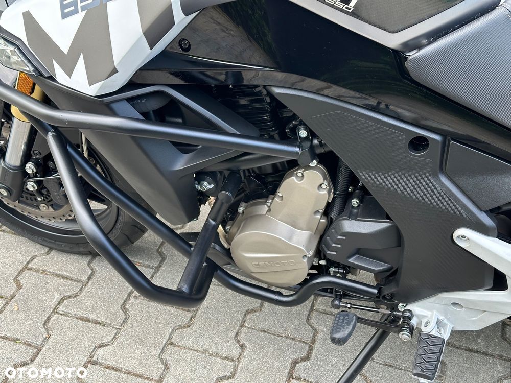 CFMoto 650 MT - 16