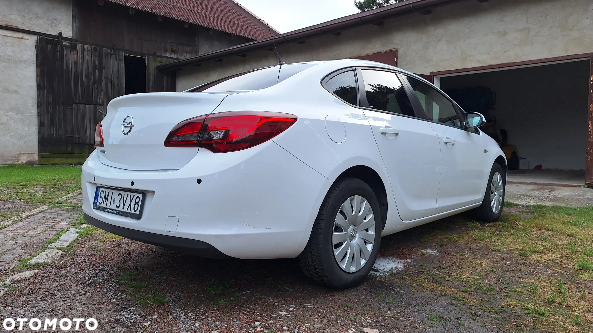 Opel Astra IV 1.6 Active EU6 - 3