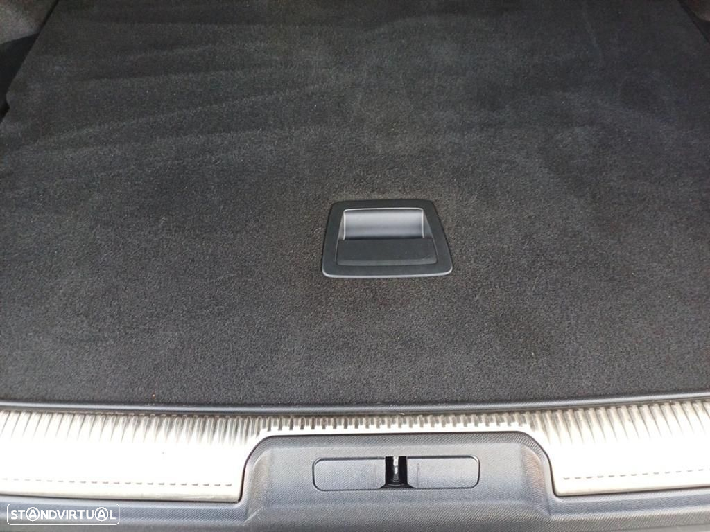 DS DS7 Crossback 1.5 BlueHDi Performance Line EAT8 - 6