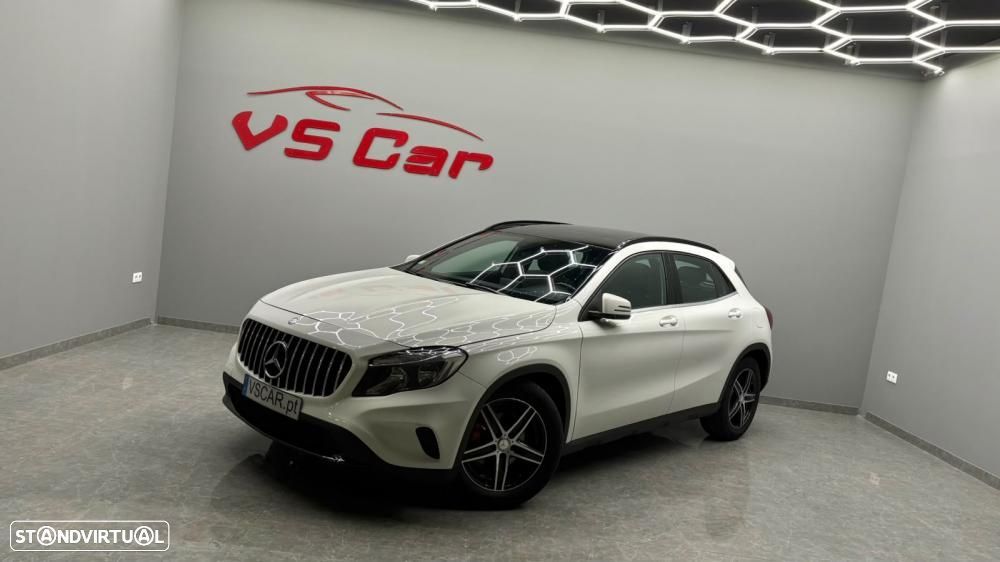 Mercedes-Benz GLA 180 (CDI) d 7G-DCT Urban - 12