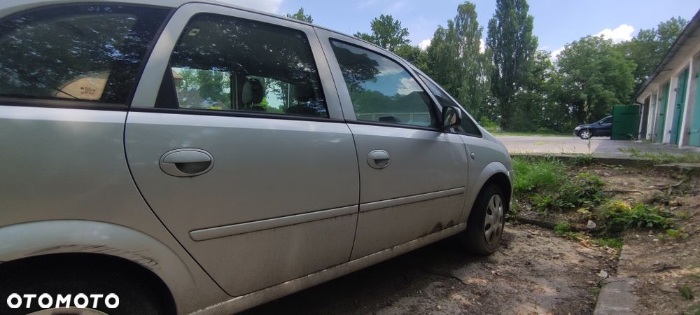 Opel Meriva - 8