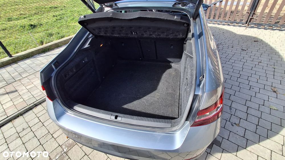 Skoda Superb 2.0 TDI SCR Style DSG - 12