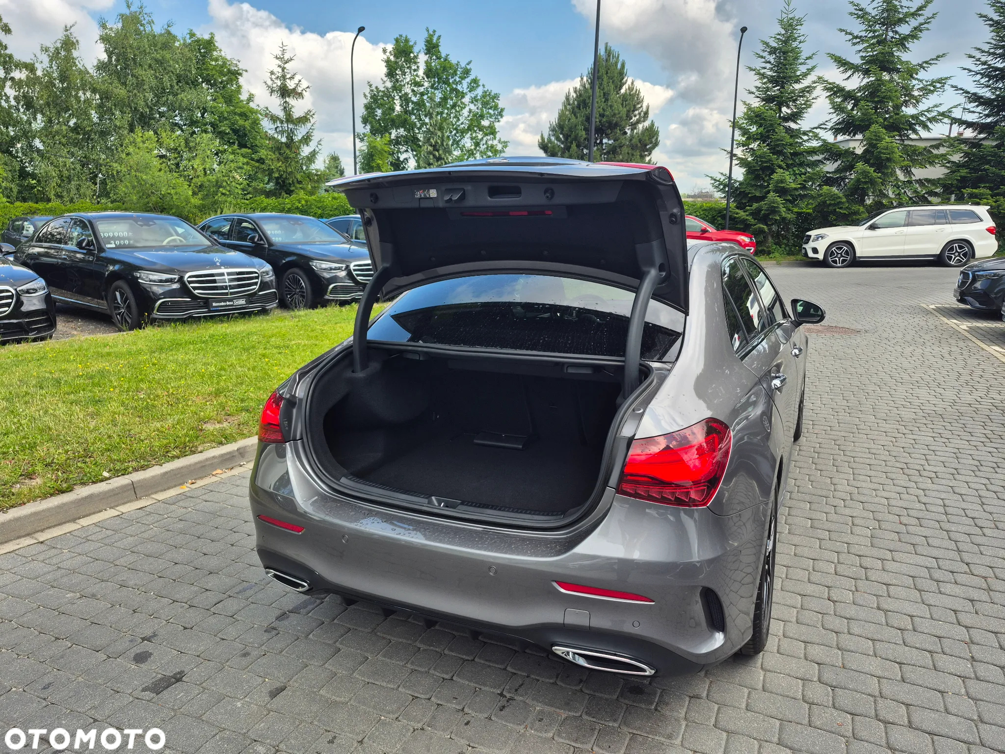 Mercedes-Benz Klasa A 200 AMG Line 7G-DCT - 25