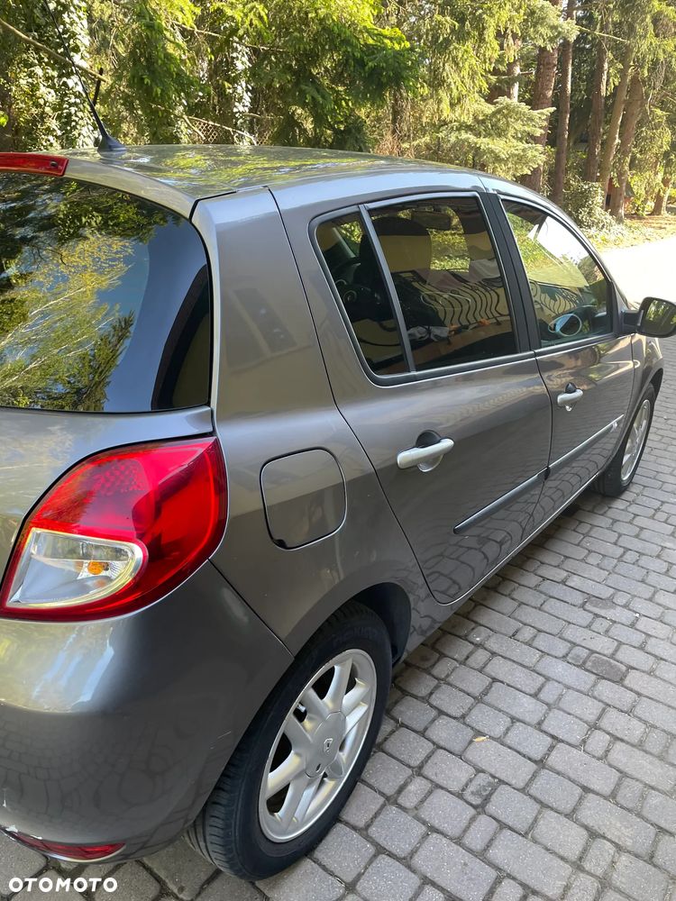 Renault Clio 1.2 16V Alize Euro5 - 5