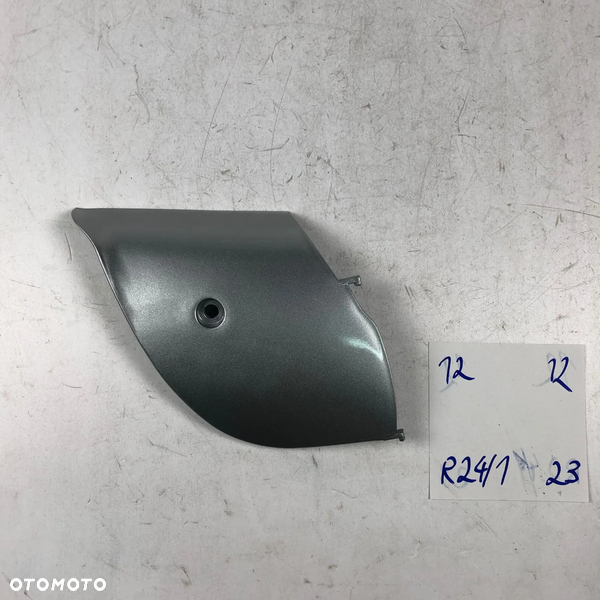 Piaggio Vespa ET2 ET4 Owiewka Osłona Lagi Mocowania